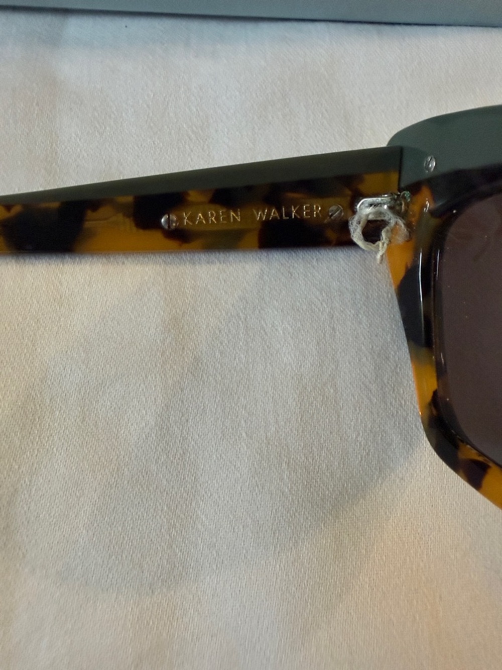 Karen Walker Classic Tortoiseshell Cat-Eye Sunglasses - Never worn. NWOT - Picture 4 of 4